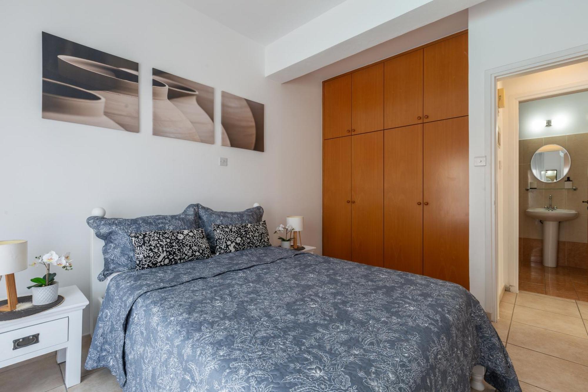 Beautiful One Bed Apartment In Paphos Esterno foto